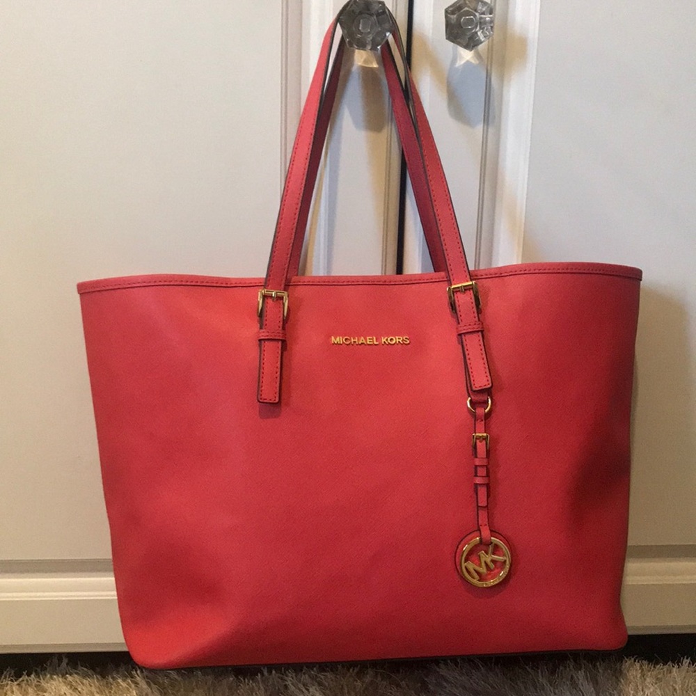 Michael Kors Jet Set Large Tote - Watermelon